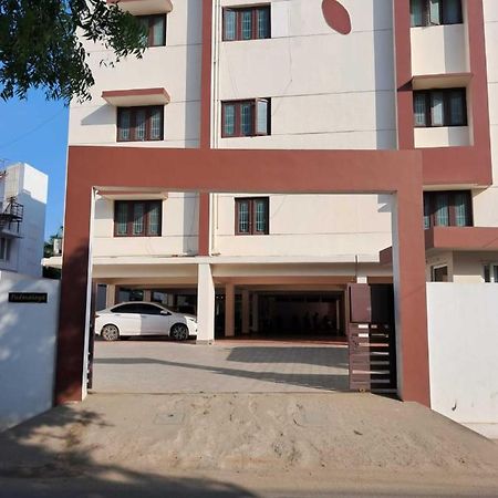 Mayfair Service Apartments Coimbatore Exteriör bild