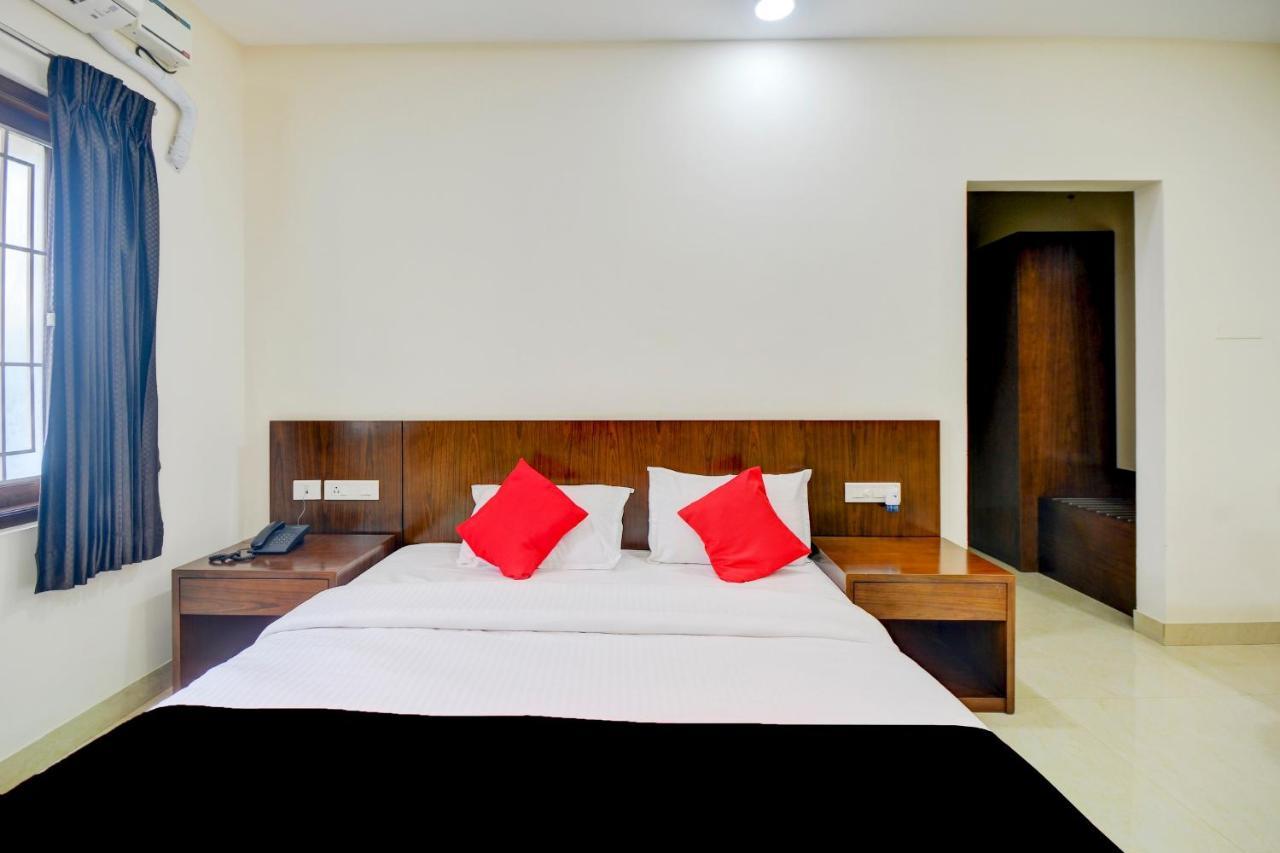 Mayfair Service Apartments Coimbatore Exteriör bild
