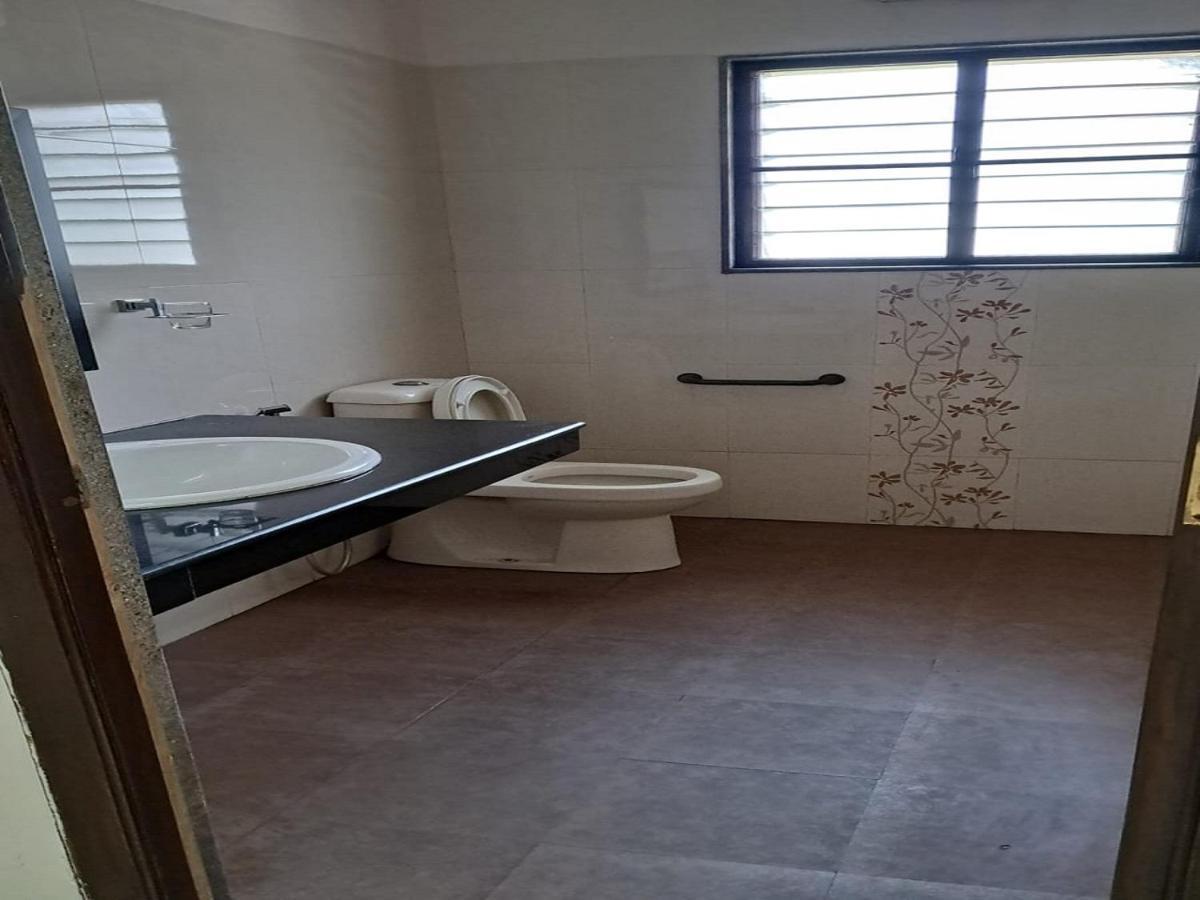 Mayfair Service Apartments Coimbatore Exteriör bild