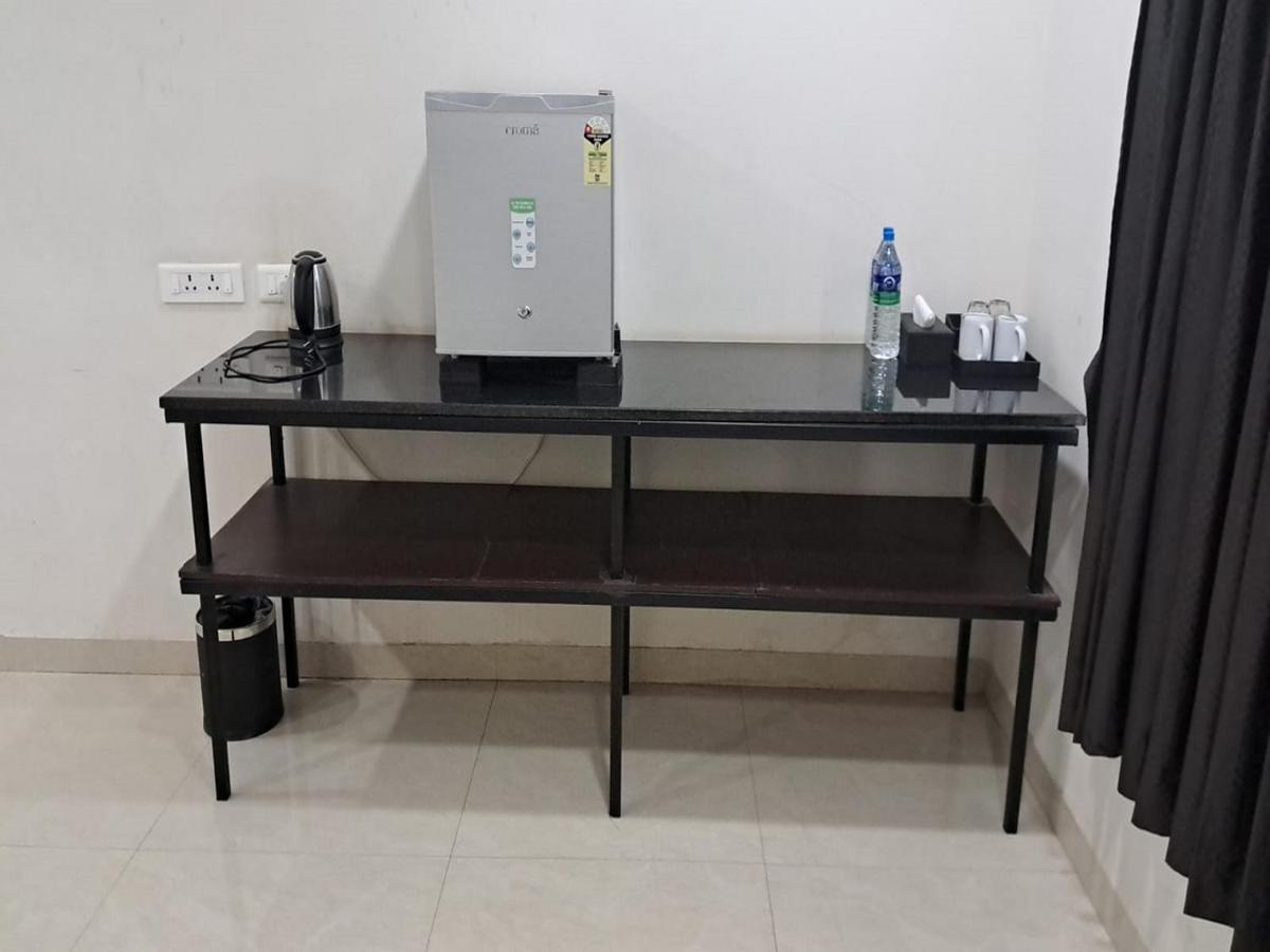 Mayfair Service Apartments Coimbatore Exteriör bild